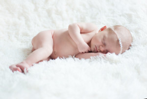 Neugeborenenfotografie zu Hause oder im Studio